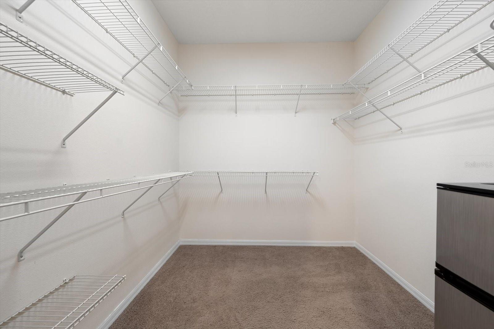 SUN KETCH TWNHMS AT LAKE AVE - Residential