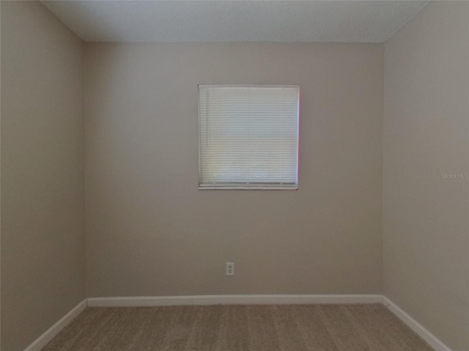 NEWPORT UNIT 1 - Residential Lease