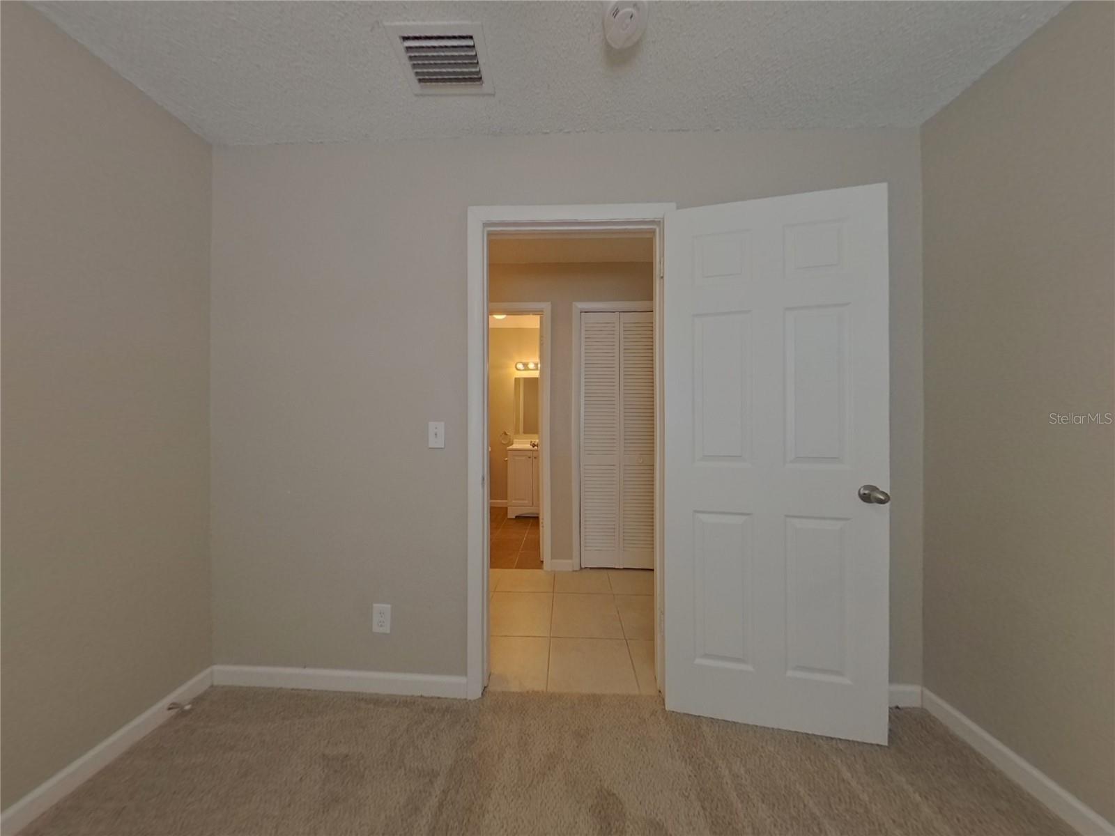 NEWPORT UNIT 1 - Residential Lease