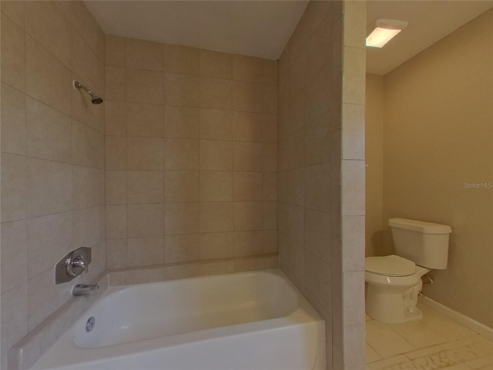 NEWPORT UNIT 1 - Residential Lease