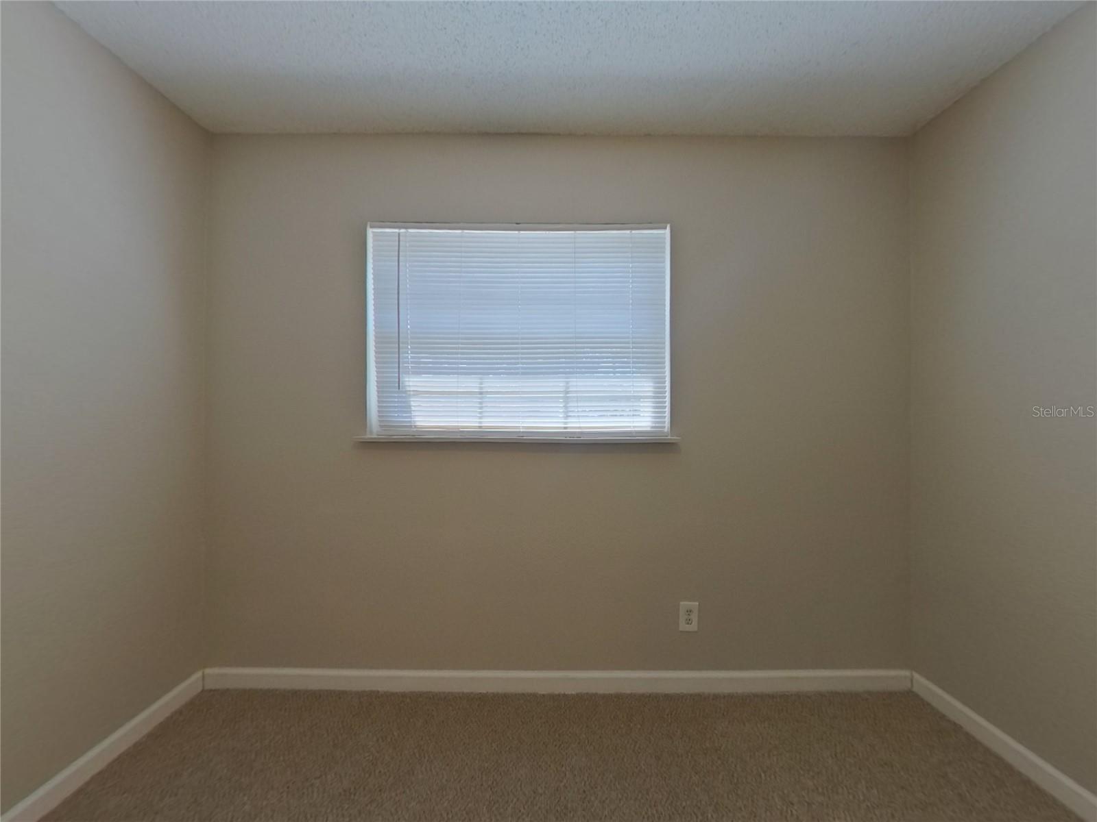 NEWPORT UNIT 1 - Residential Lease