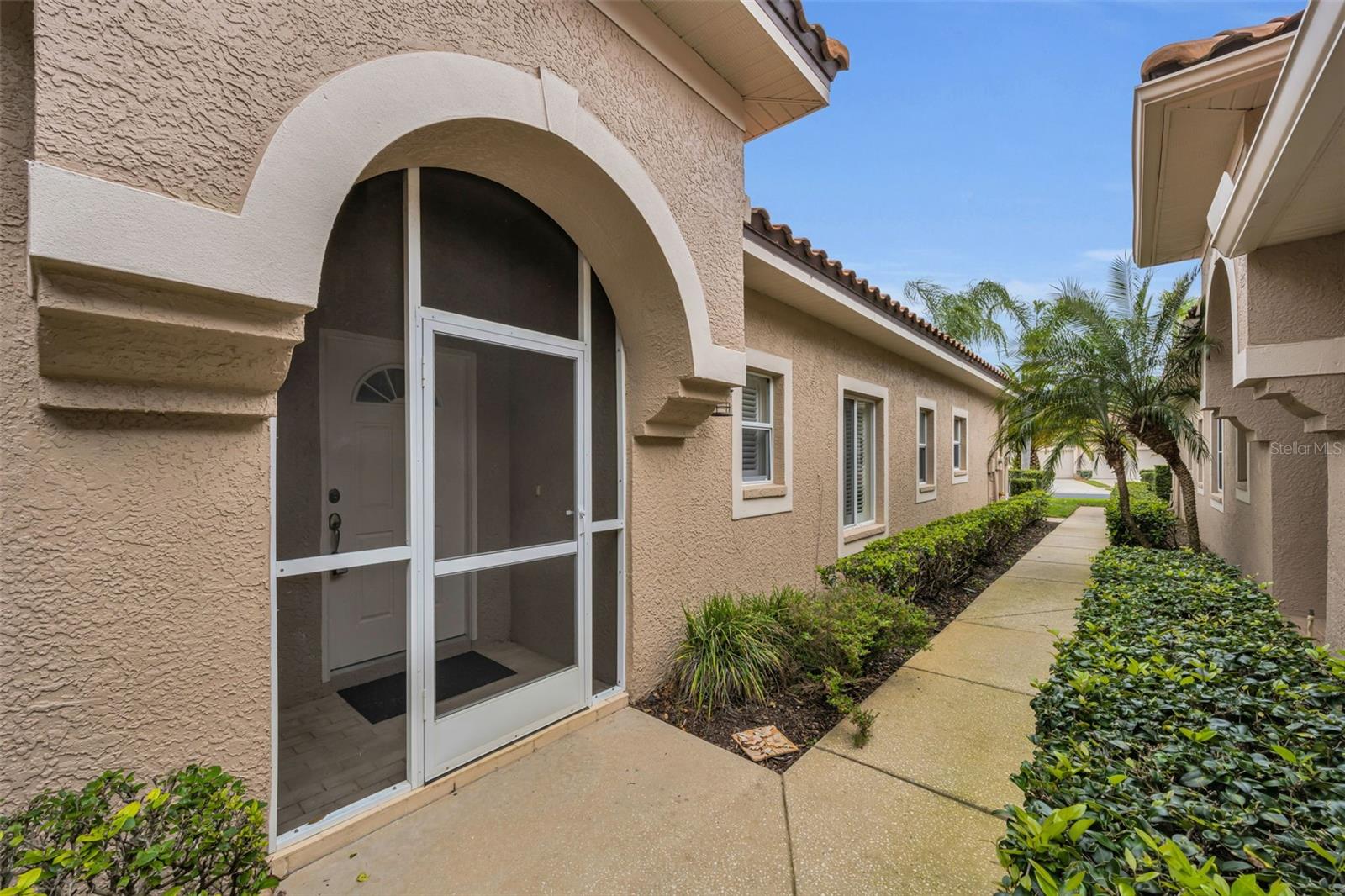 SALEM SQUARE - Residential