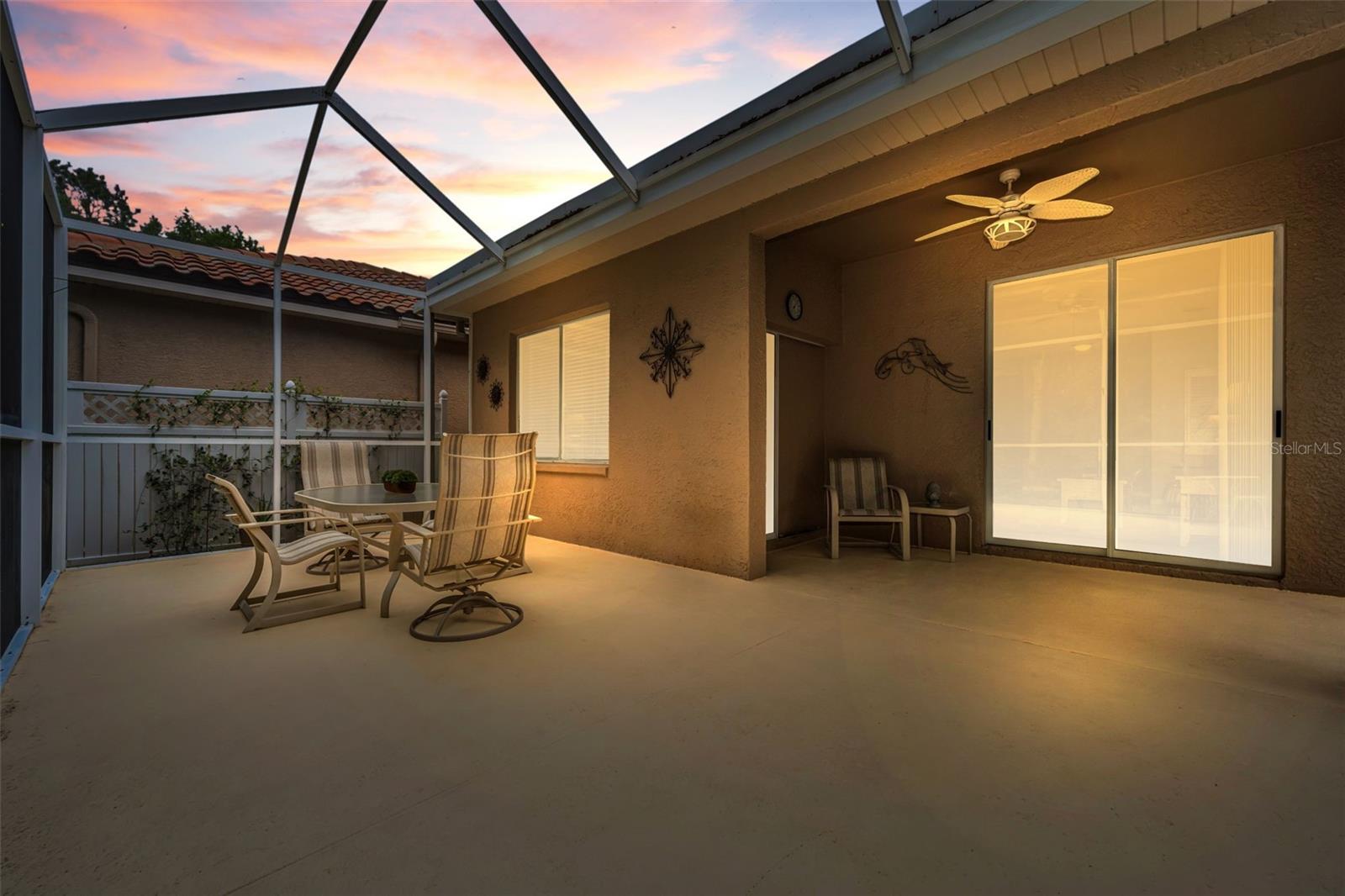 SALEM SQUARE - Residential