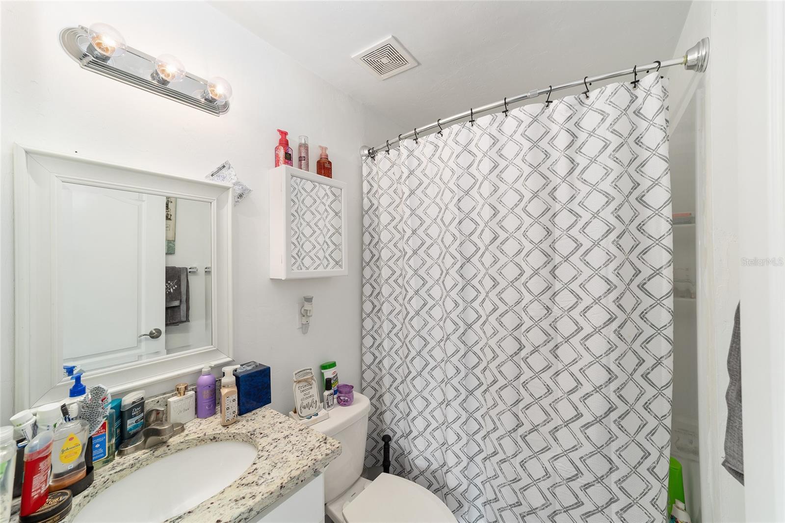 UNIT 2 LAKE IN THE WOODS SUB - Residential