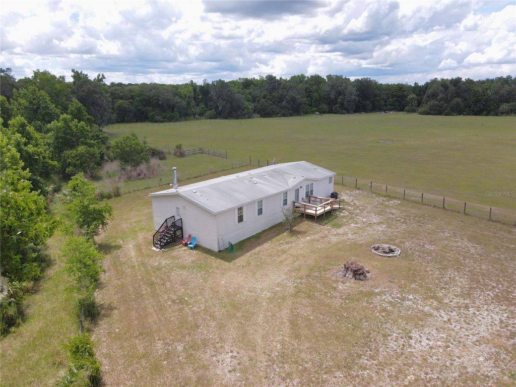 Photo of 11804 SE County Road 234, Micanopy, FL 32667 (MLS # GC539587)