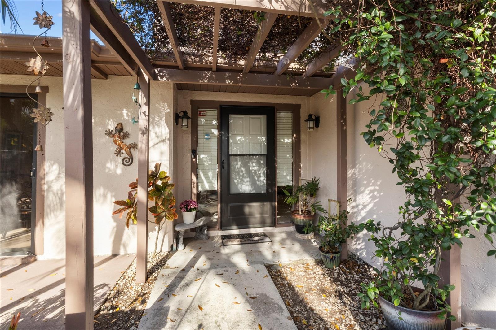 HUNTERS WALK - HAMLETS - Residential