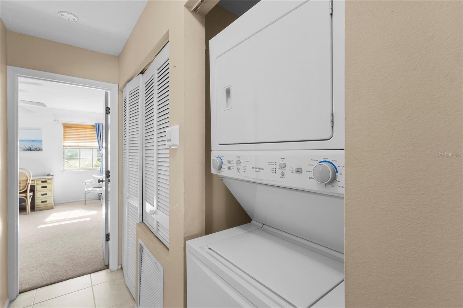 HUNTERS WALK - HAMLETS - Residential