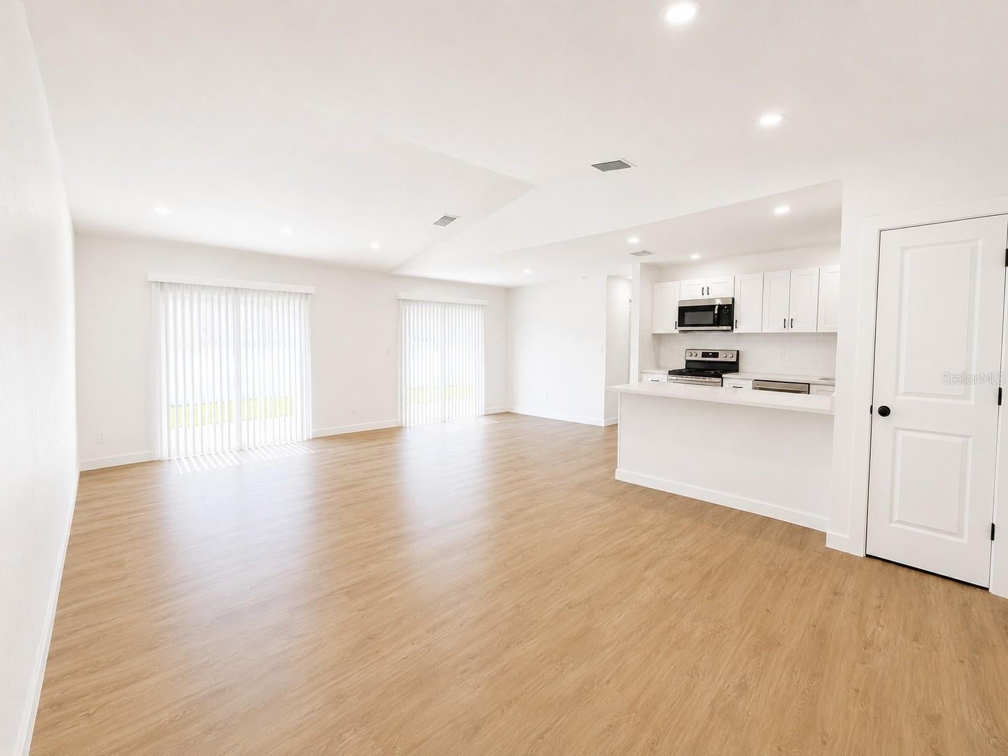 3386 39TH STREET S B
