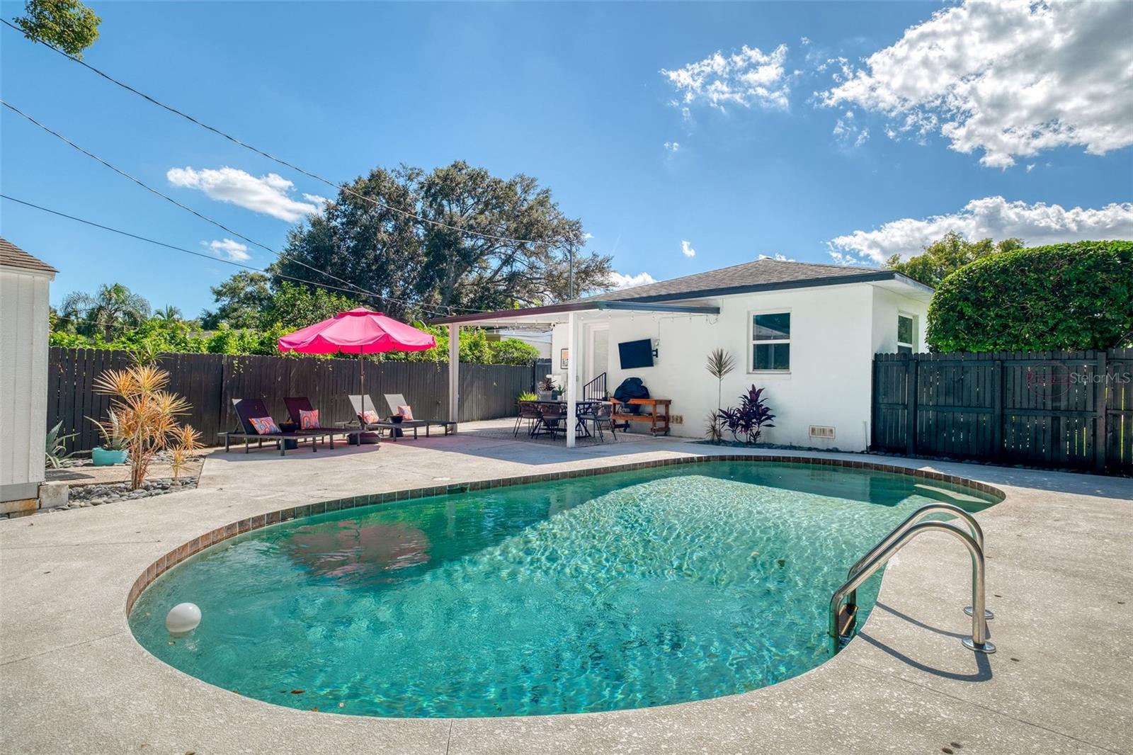 ORANGE TERRACE - Residential