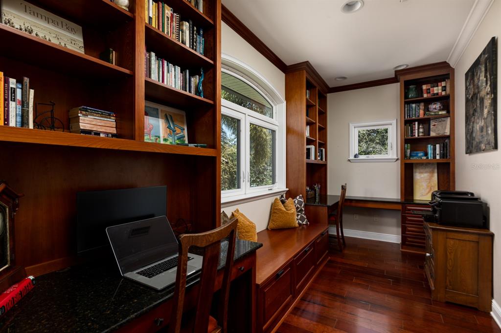 SNELL ISLE -BAY POINT - Residential