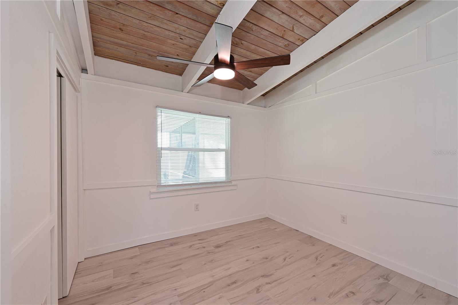 LUANA ISLES - Residential