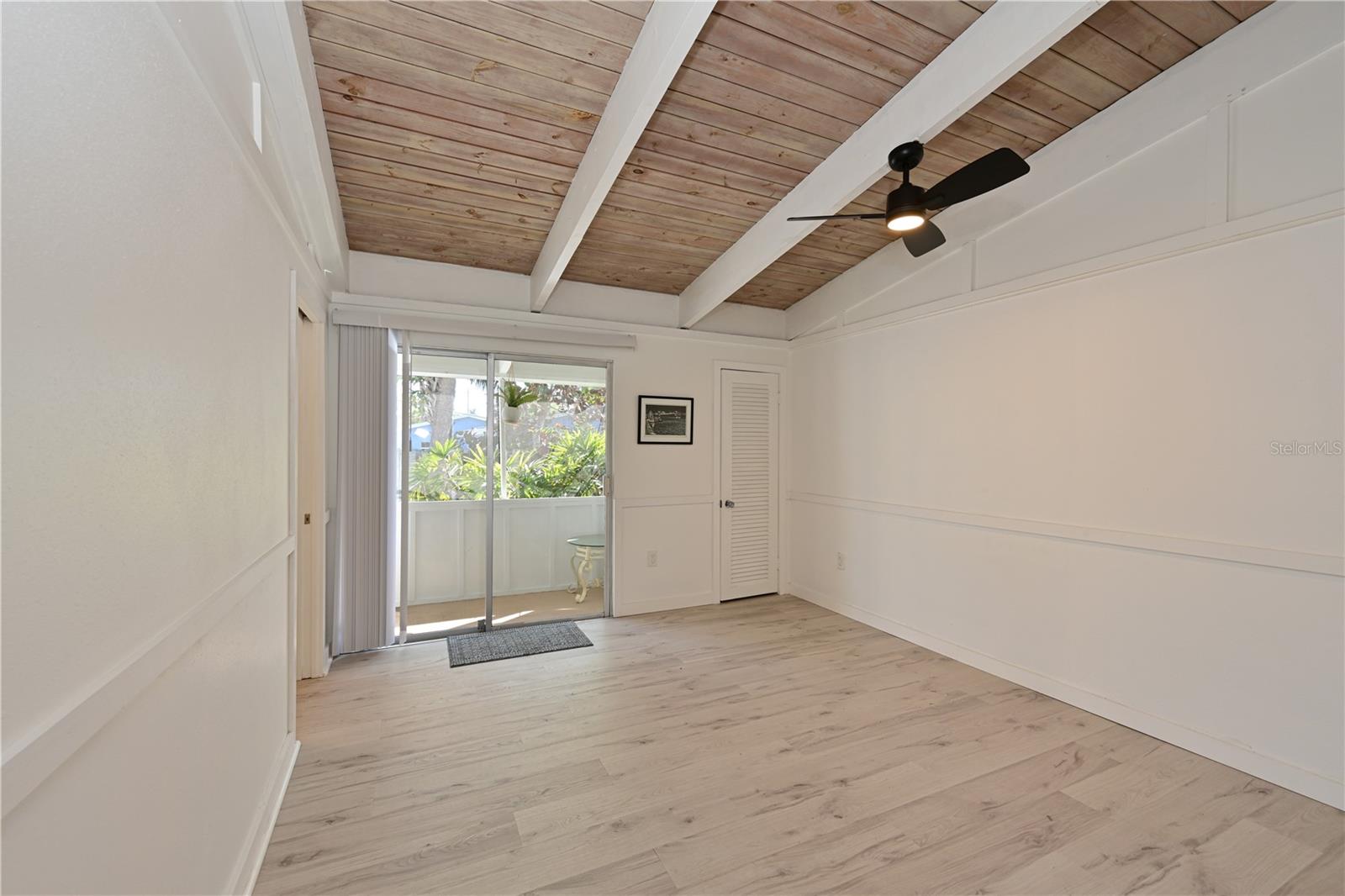 LUANA ISLES - Residential