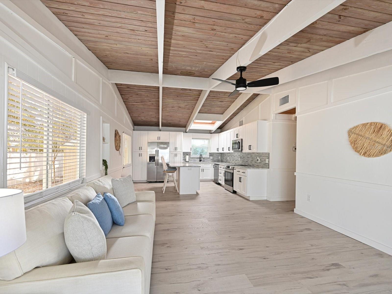 LUANA ISLES - Residential