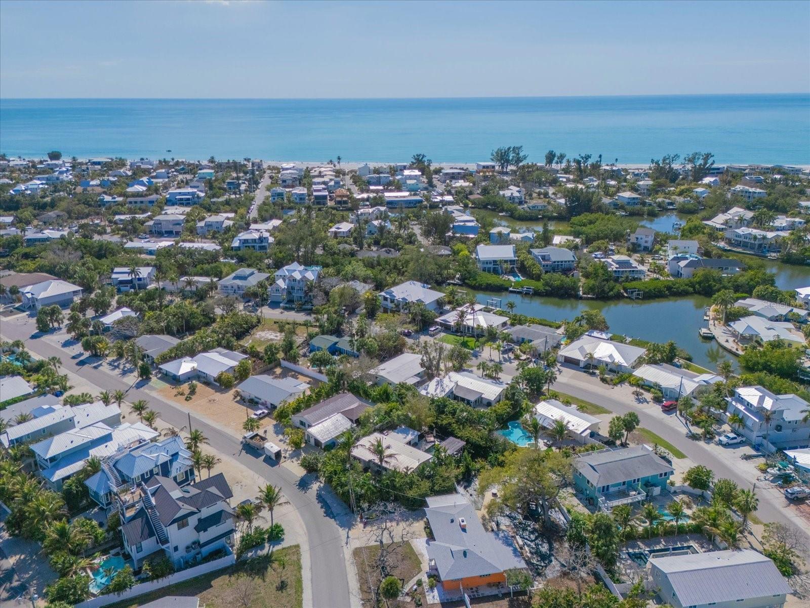 LUANA ISLES - Residential