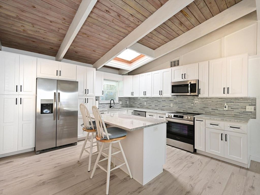 Photo of 216 Gladiolus Street, Anna Maria, FL 34216 (MLS # A4682103)