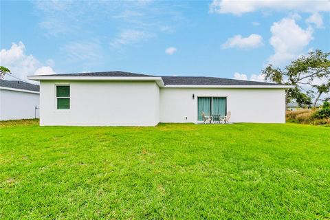 A home in PORT CHARLOTTE