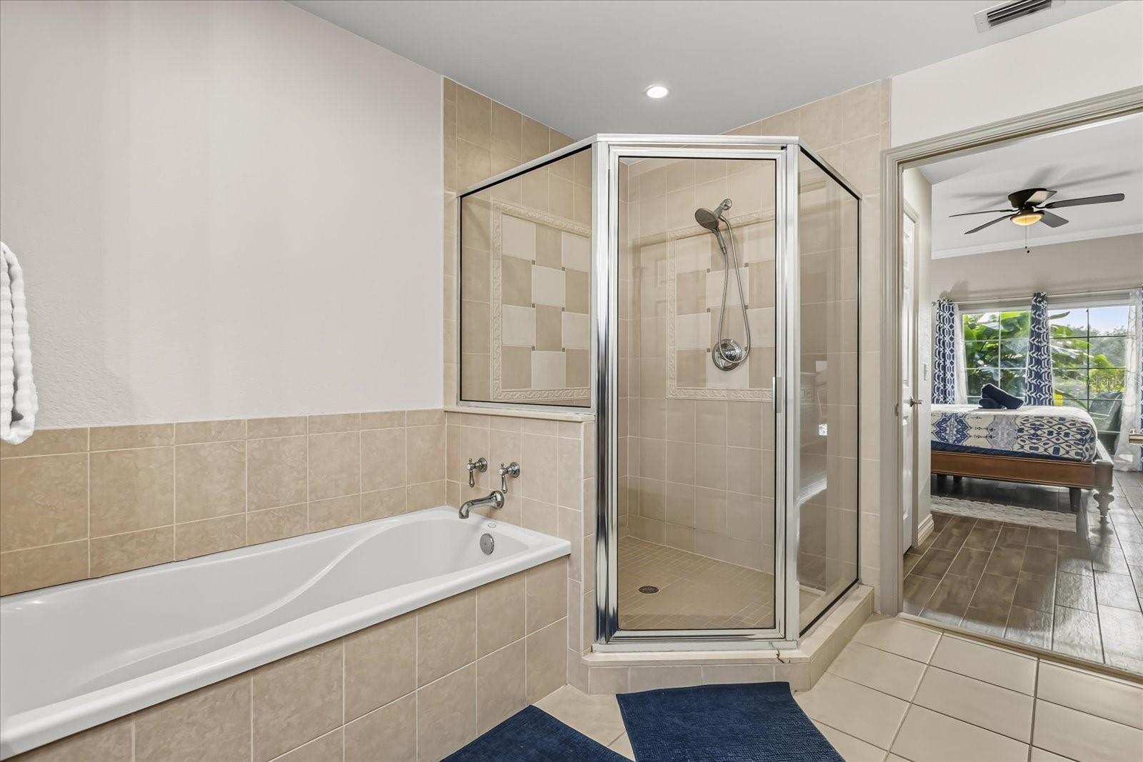 VILLAS AT REUNION SQUARE CONDO PH 1 - Residential