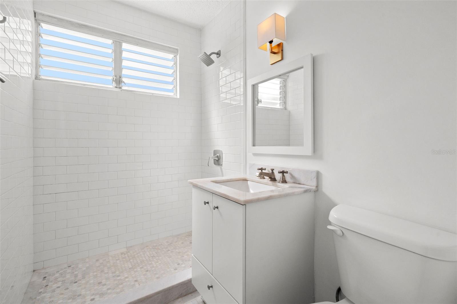 PALMA REAL CONDOMINIUM - Residential Lease