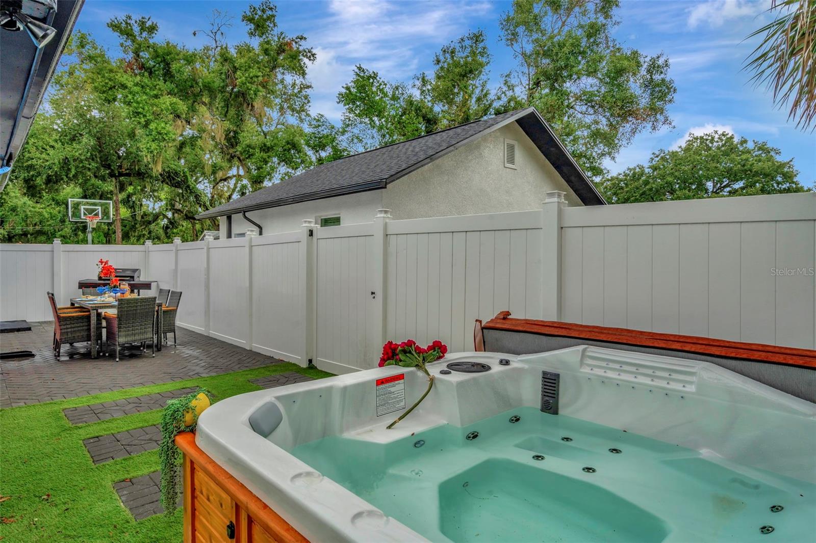 PINE RIDGE - Residential