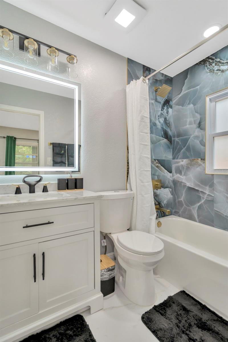 PINE RIDGE - Residential