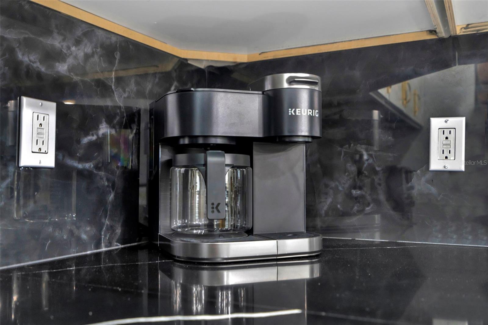 PINE RIDGE - Residential