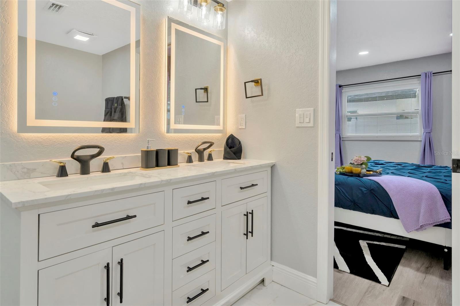 PINE RIDGE - Residential