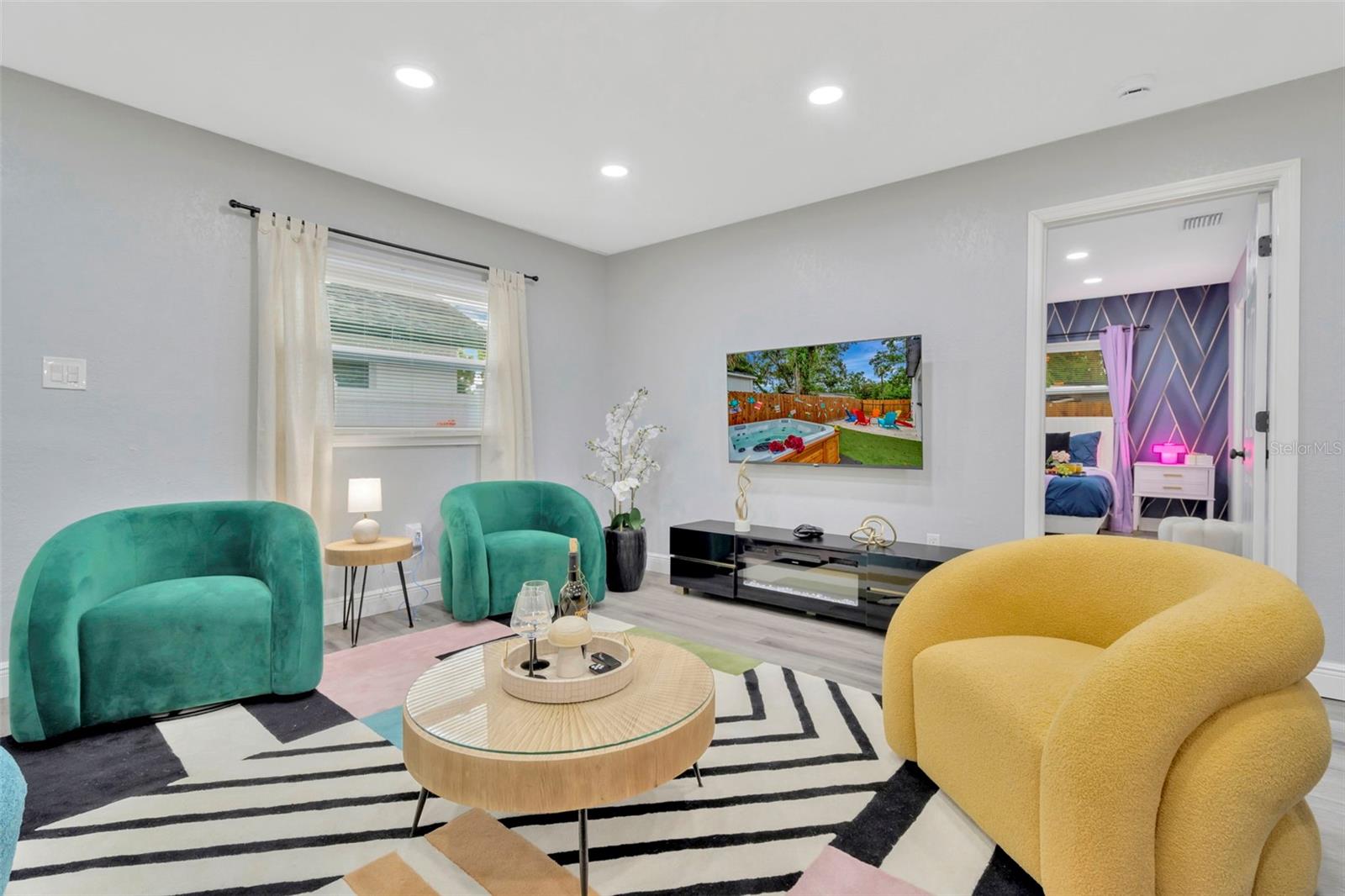 PINE RIDGE - Residential