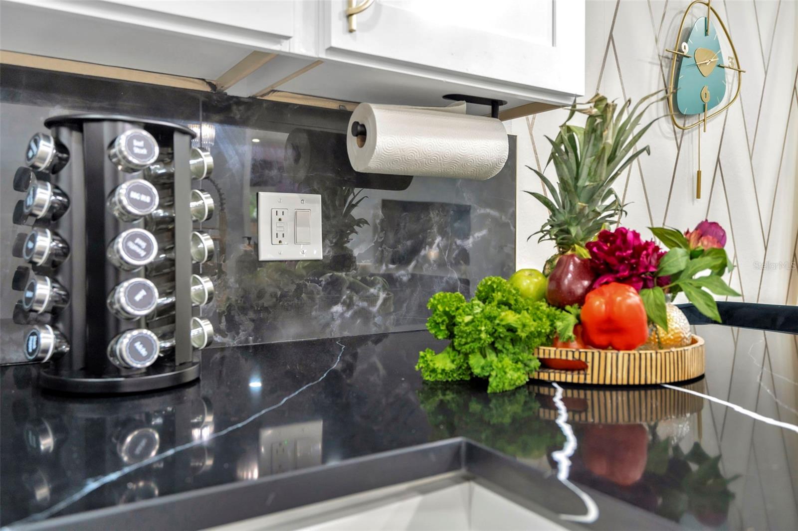 PINE RIDGE - Residential