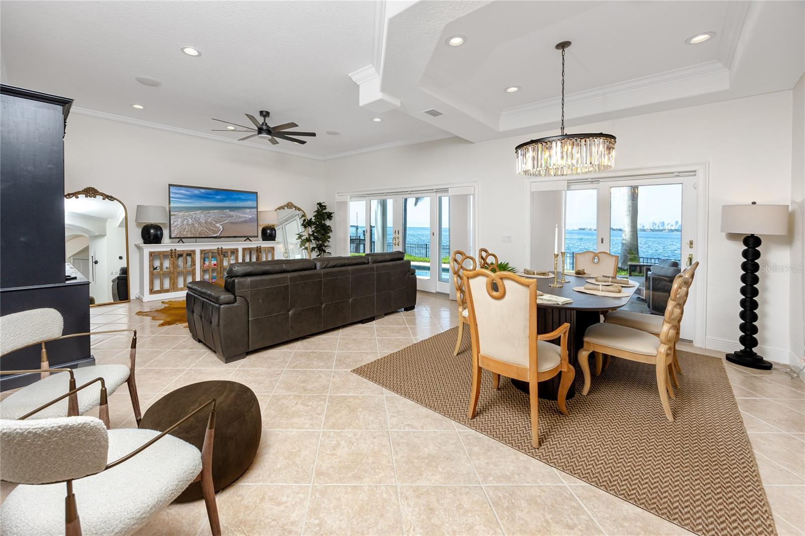 VENETIAN ISLES - Residential