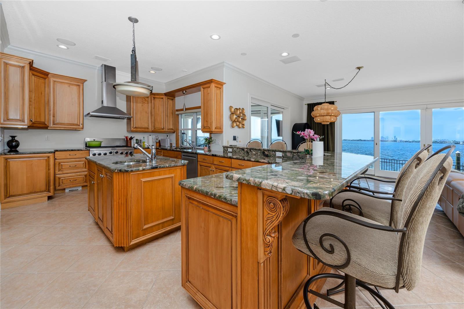 VENETIAN ISLES - Residential