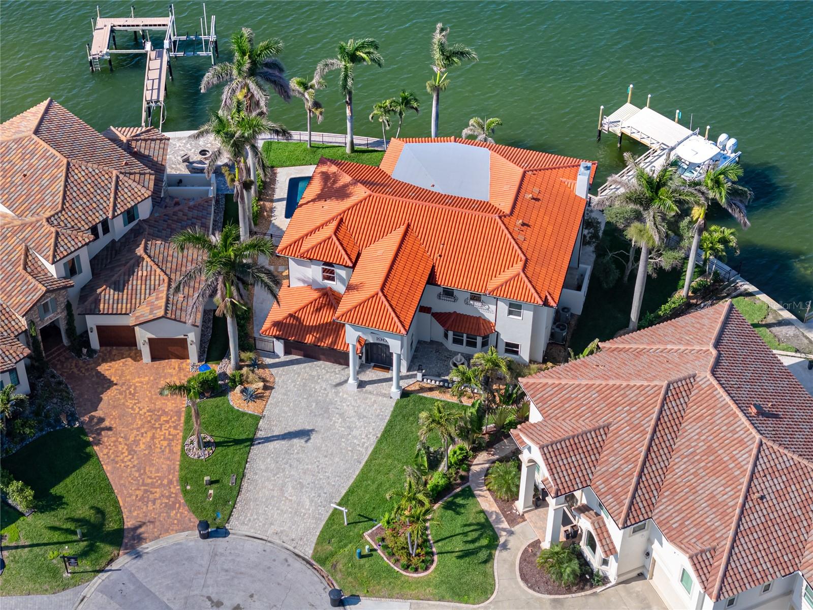 VENETIAN ISLES - Residential