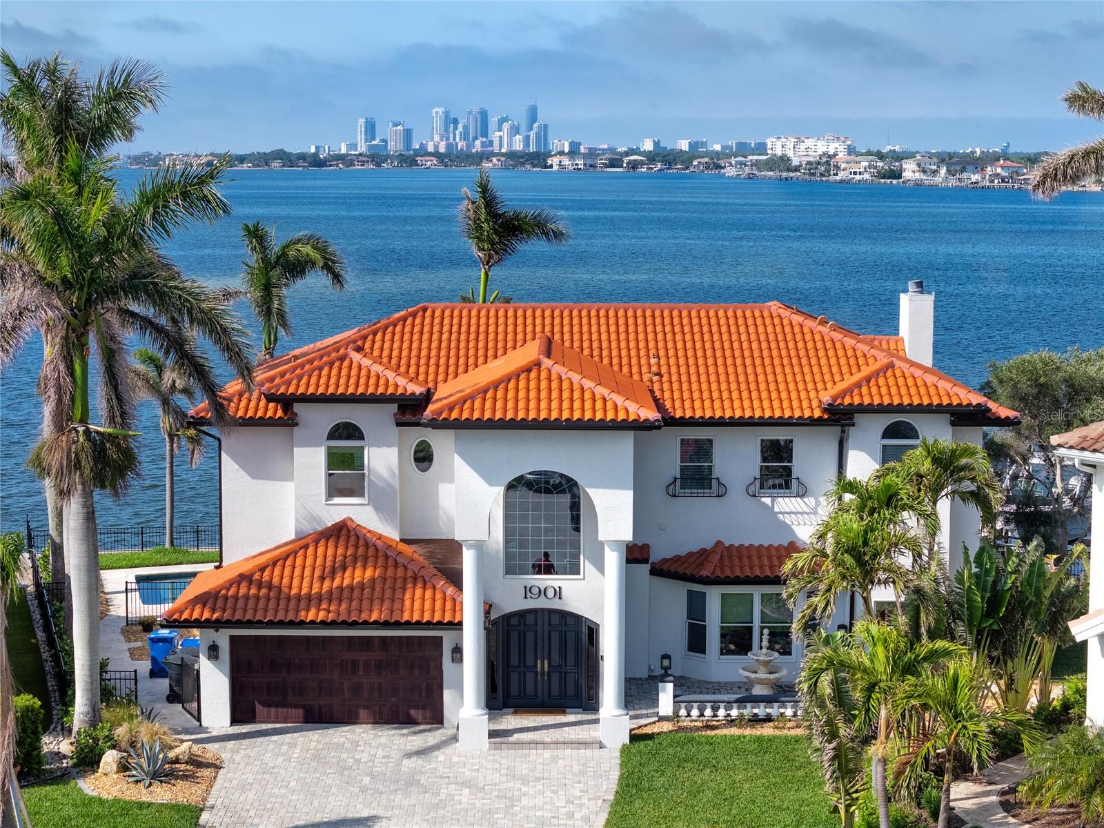 VENETIAN ISLES - Residential