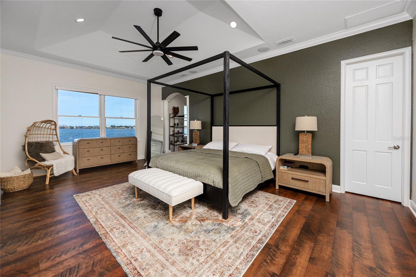 VENETIAN ISLES - Residential