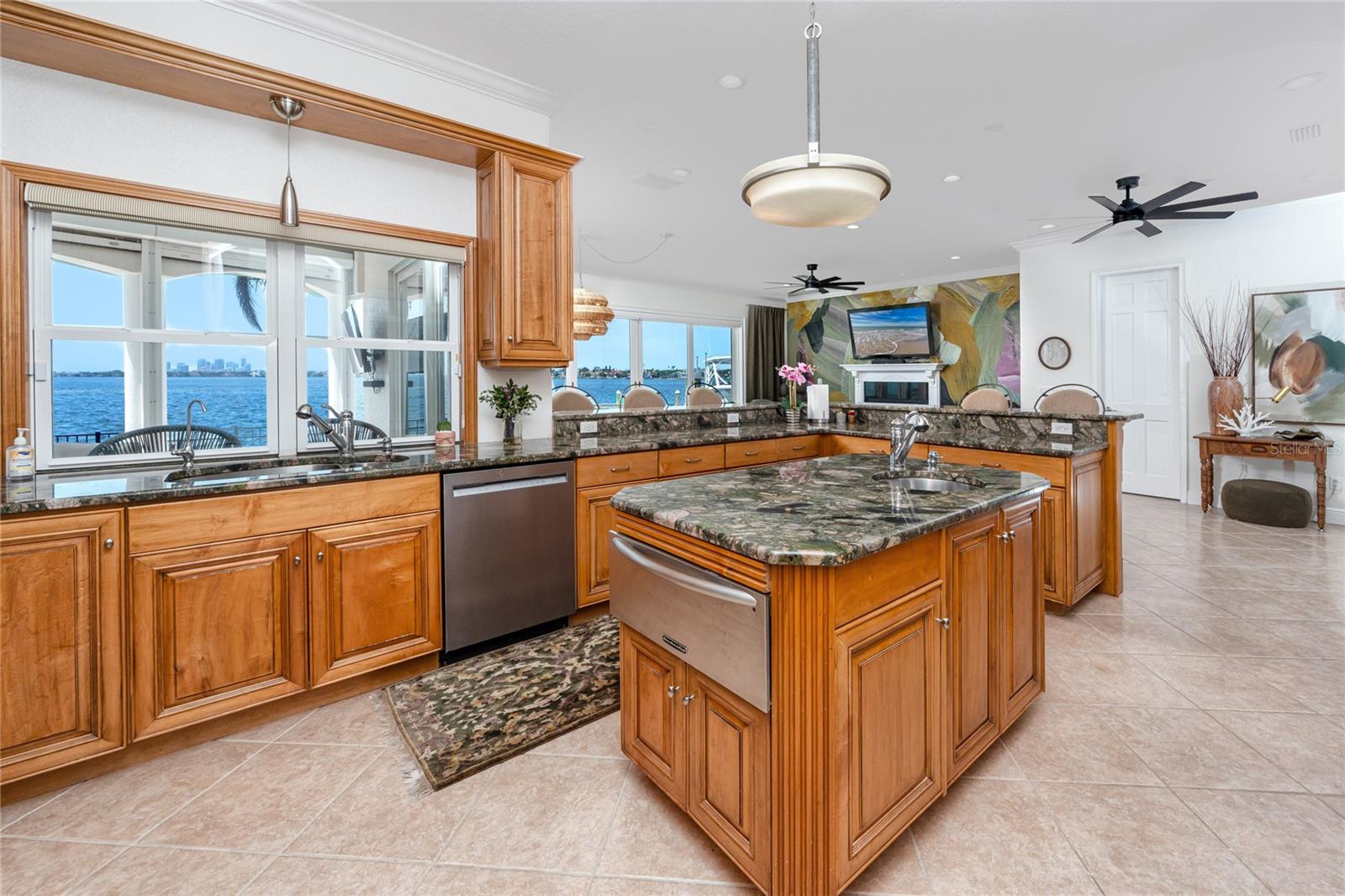 VENETIAN ISLES - Residential