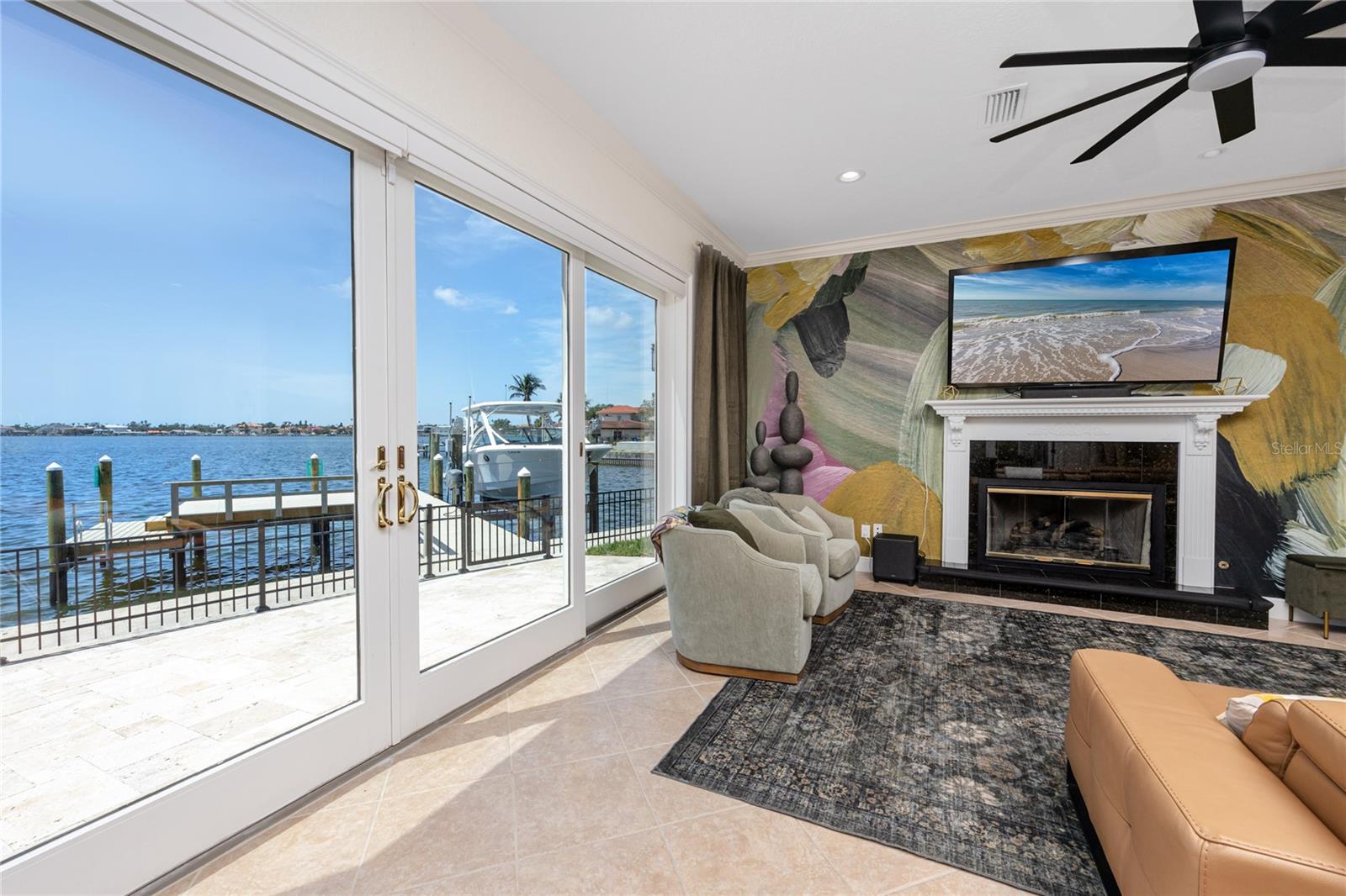 VENETIAN ISLES - Residential