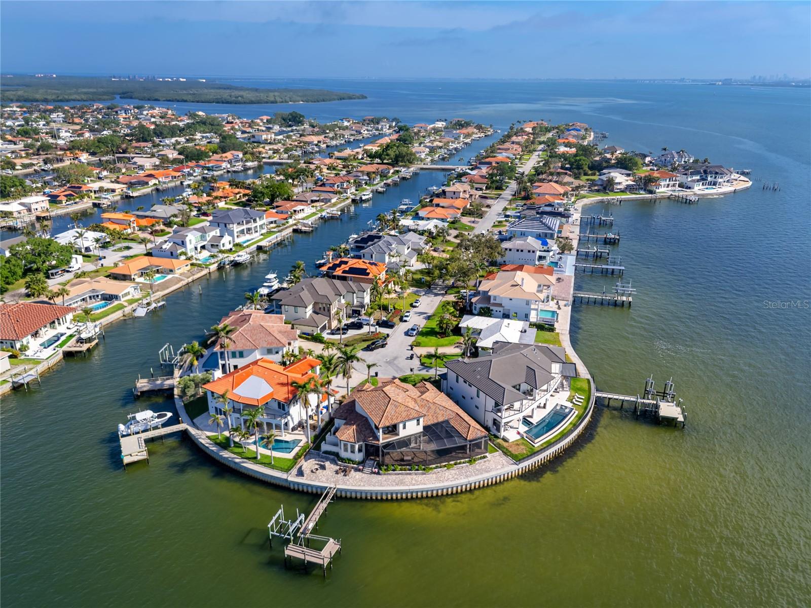 VENETIAN ISLES - Residential