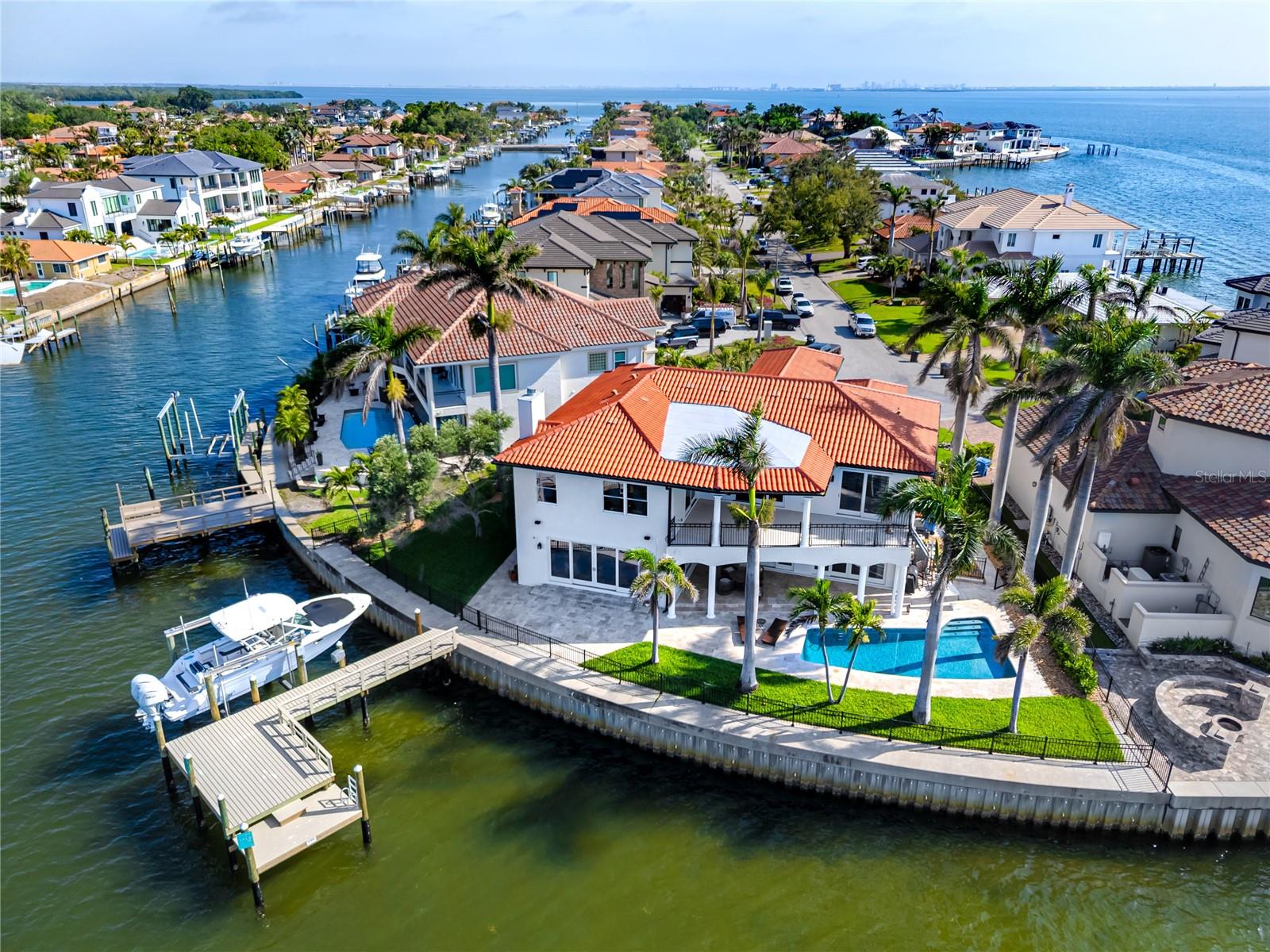 VENETIAN ISLES - Residential