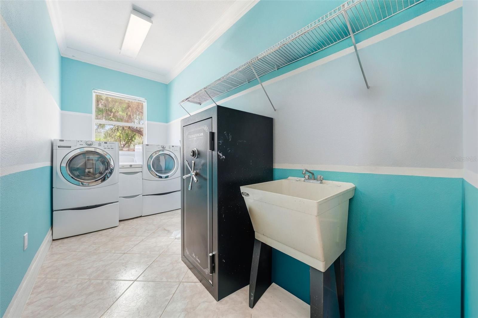 SUNSET ACRES - Residential