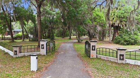Tiny photo for 10639 SE Sunset Harbor Road, Summerfield, FL 34491 (MLS # G5109227)