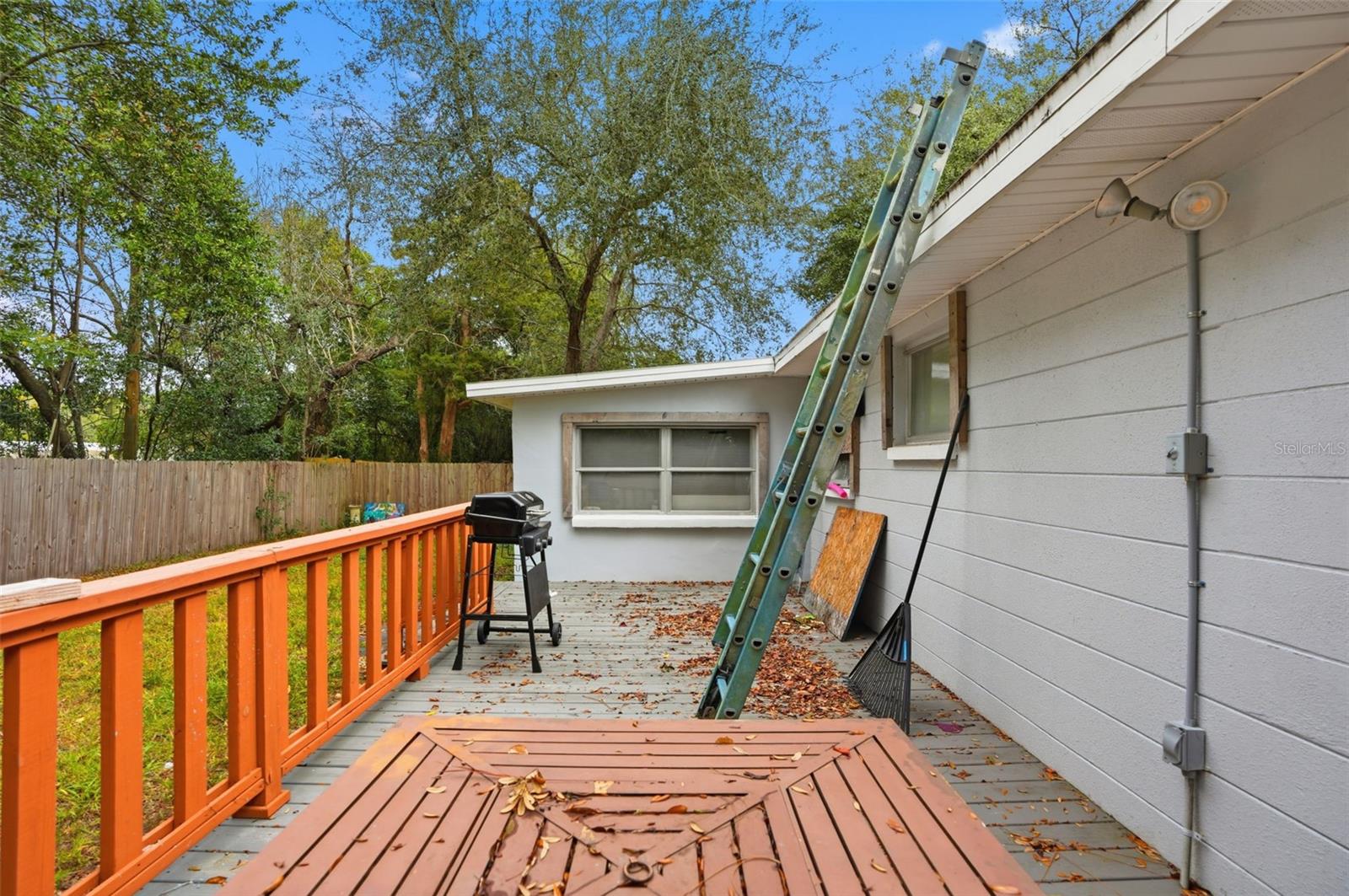 BEVERLY HILLS MARKET AREA - Residential