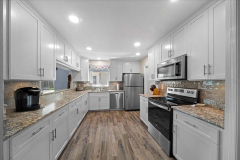 Tiny photo for 13618 SW 111th Circle, Dunnellon, FL 34432 (MLS # OM732591)