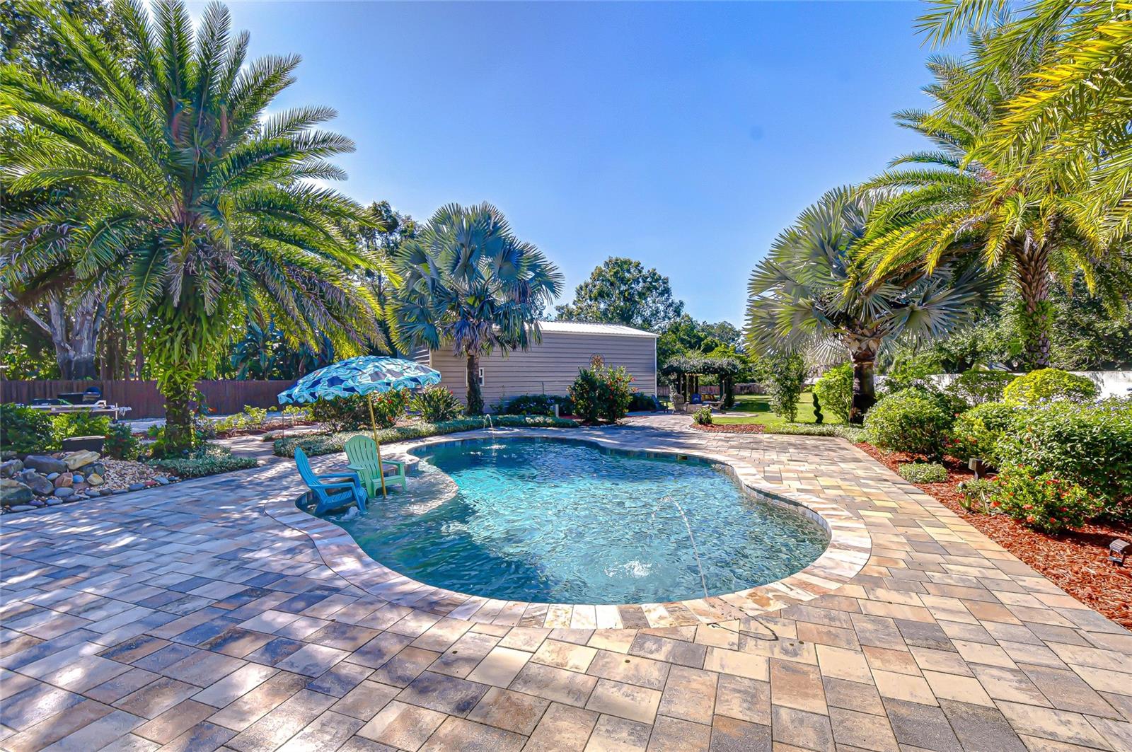 LAKE MAURINE SUB - Residential