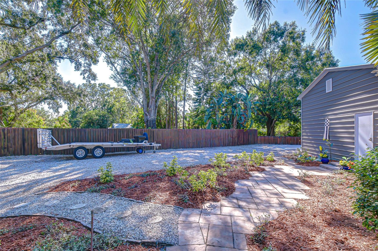 LAKE MAURINE SUB - Residential