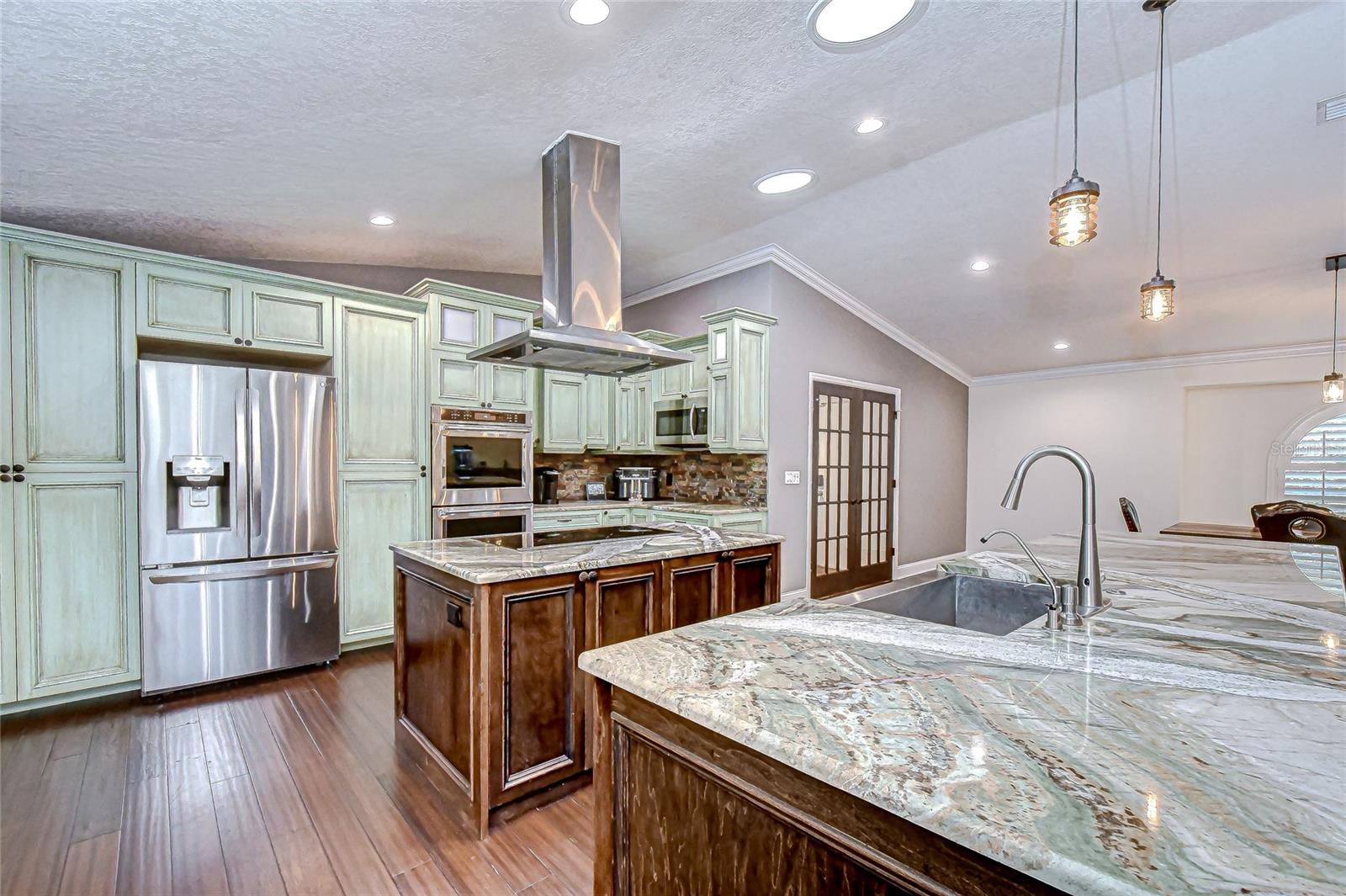 LAKE MAURINE SUB - Residential