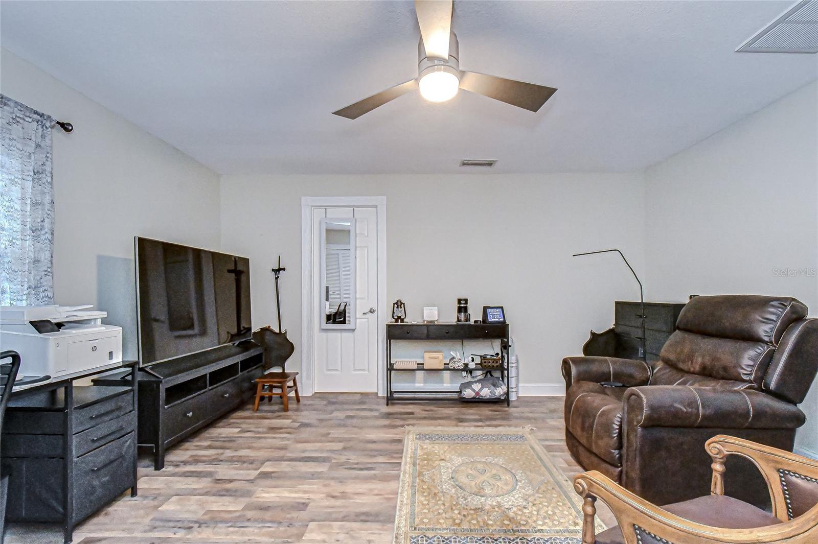 LAKE MAURINE SUB - Residential