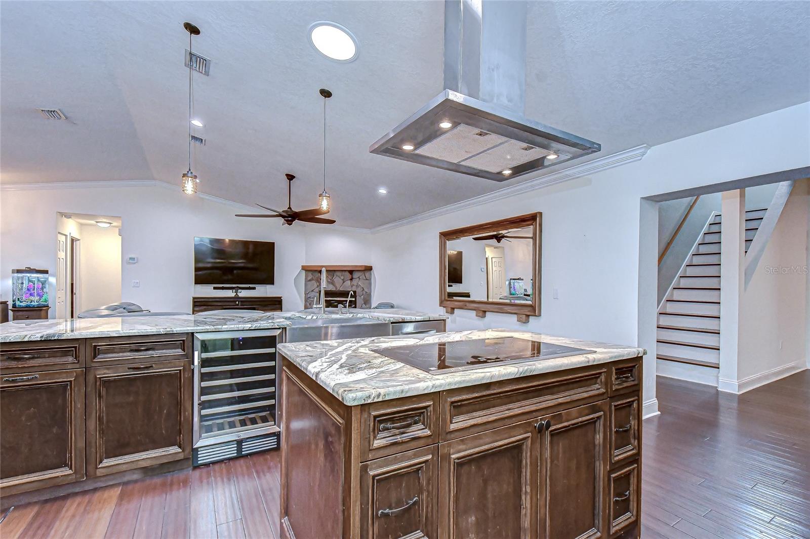 LAKE MAURINE SUB - Residential