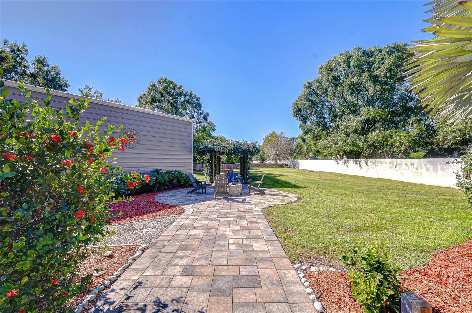 LAKE MAURINE SUB - Residential