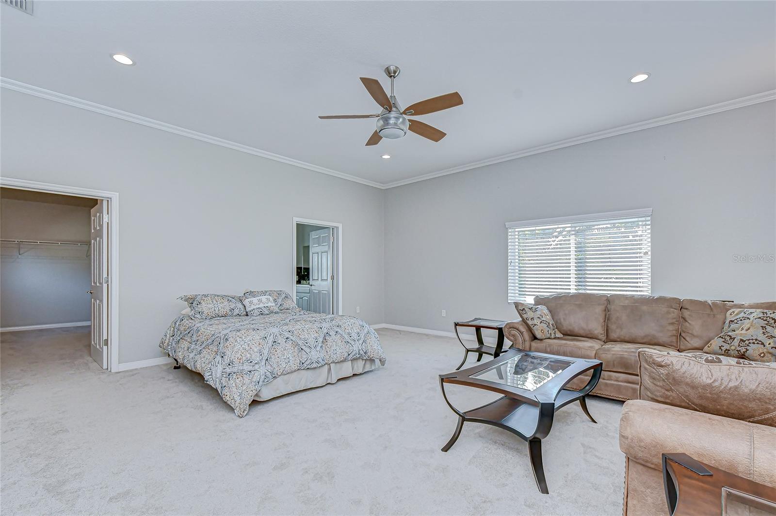 LAKE MAURINE SUB - Residential