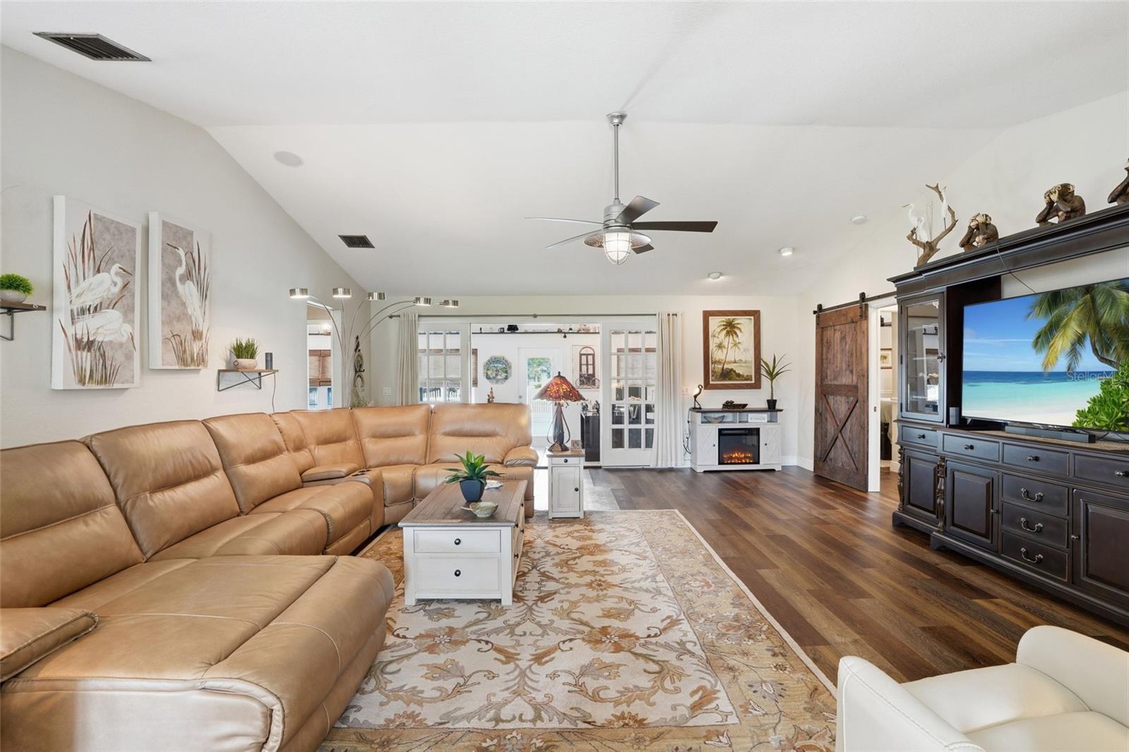 PUNTA GORDA ISLES SEC 20 - Residential