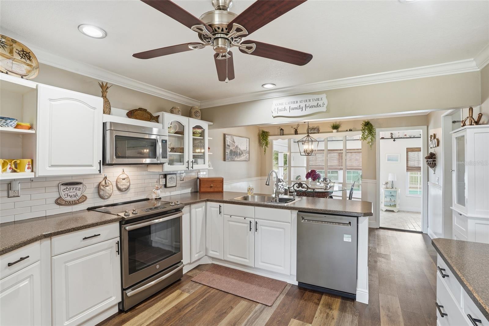 PUNTA GORDA ISLES SEC 20 - Residential